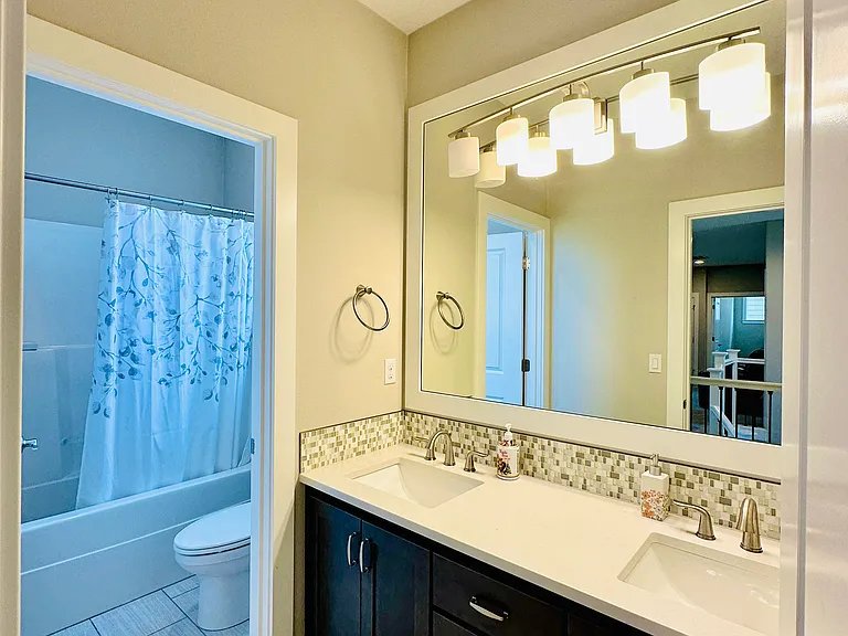 7815 NW 166th Ave — Photo 49