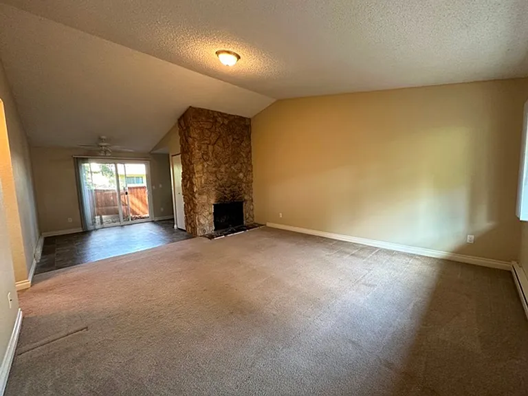 18715 NW Shadow Ln — Photo 2