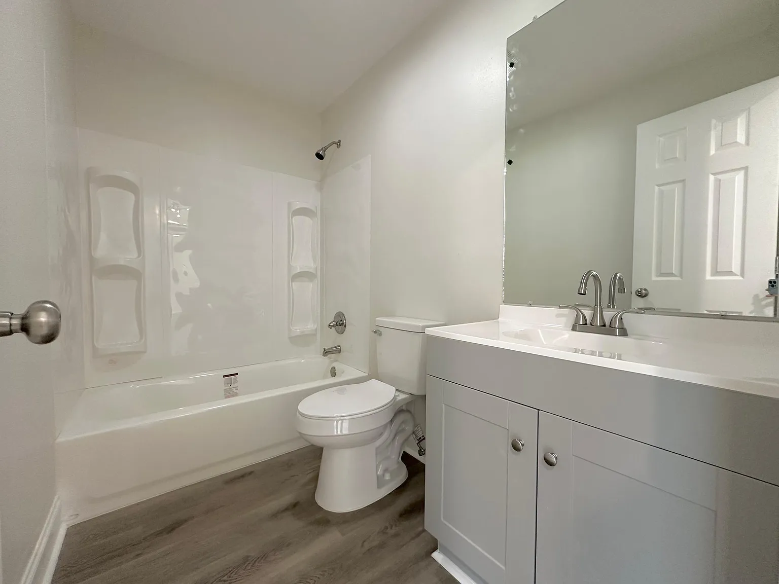 28577 Winchester Ln — Photo 3
