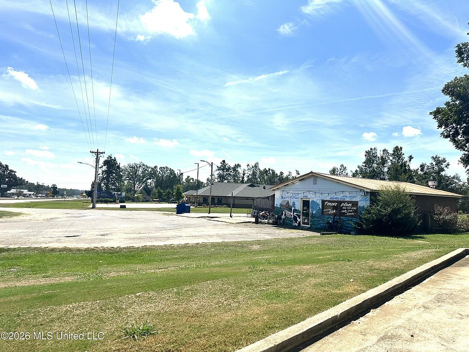 1st image of 290 Highway 72