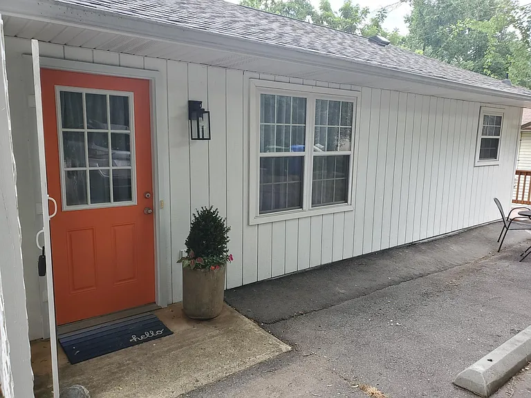 81 Deaver St #B — Photo 5