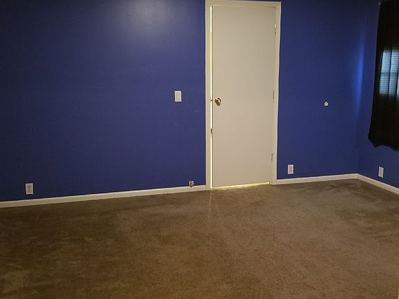 3rd image of 916 W Nezpique St