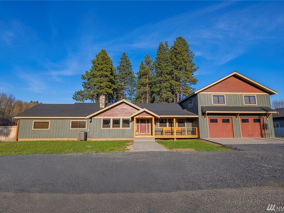 4600sf custom home in quaint South Cle Elum! Original home was 100+ years old. Stripped to the studs and built up with love with EVERYTHING new!!!! Less than 1 minute walk to the Yakima River.  A few blocks to the South Cle Elum Park, John Wayne (Iron Horse) Trail, and Cle Elum Ball fields. Fun "walkable" community!