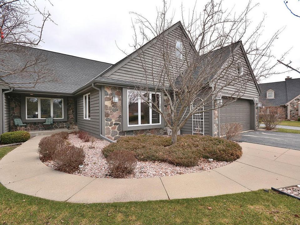 1st image of 2616 W. Lake Park Ct.