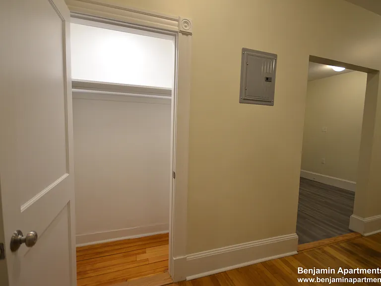 1589 Beacon St #4 — Photo 8
