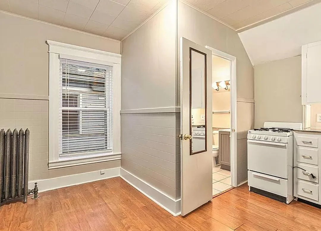 Studio, 500 sqft, $750 — Photo 4