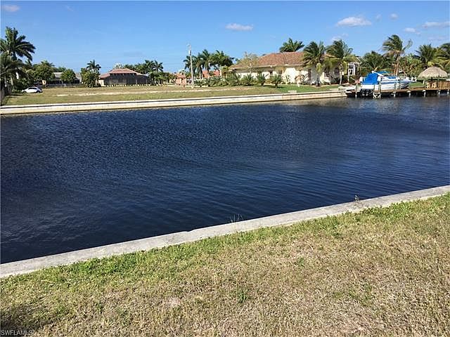 1st image of 2530 SW 27th Pl
