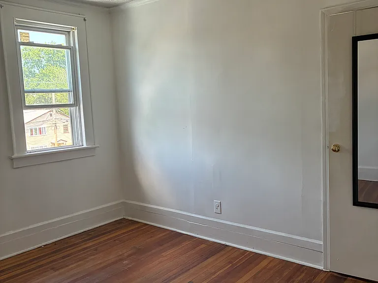 1648-1650 Madison Ave #3 — Photo 11