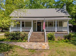 24 N Main St, Maysville, GA 30558