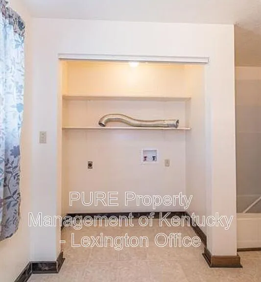 796 Ridgeview Dr — Photo 7
