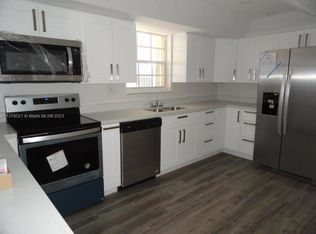 2542 SW 14th St, Miami, FL 33145