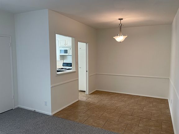 5th image of 1122 S Clark Dr #6