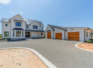 324 Klenin Pl, Fredericksburg, TX 78624