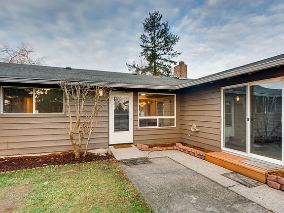 4th image of 2103 172nd St NE