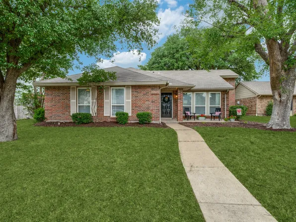 6824 Younger Dr, The Colony, TX 75056