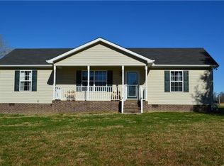 2892 Gnat Hill Rd, Manchester, TN 37355