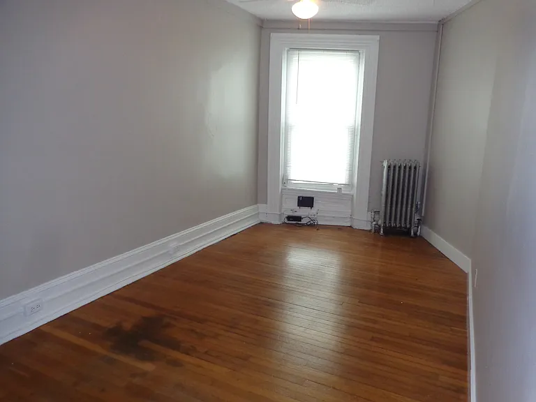 4421 Baker St #2 — Photo 10