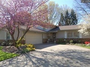417 Garden Wood Dr, Youngstown, OH 44512