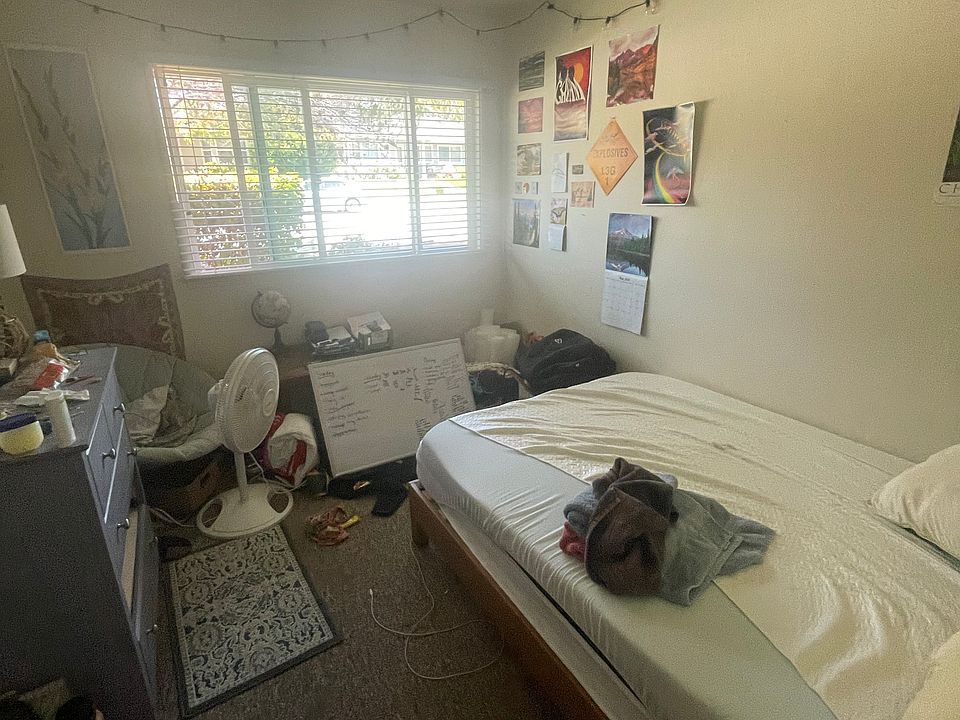 1st image of 385 Cerro Romauldo Ave
