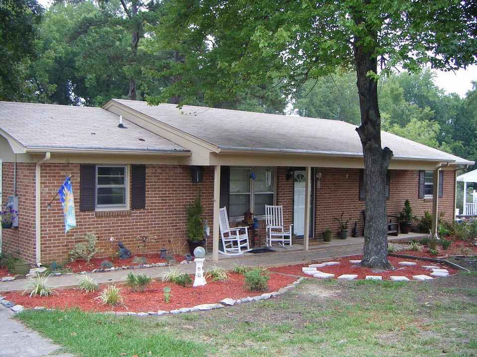 401 Forestwood Drive