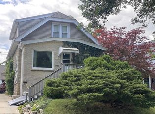 1963 S 96th St, West Allis, WI 53227