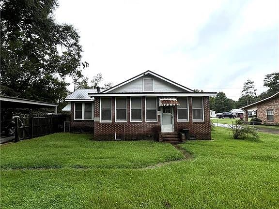 2nd image of 1581 Leglise St