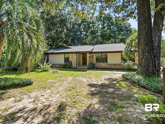 2nd image of 106 Lively Cir