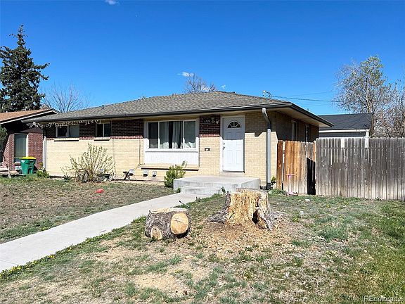 2nd image of 1720 Del Mar Parkway