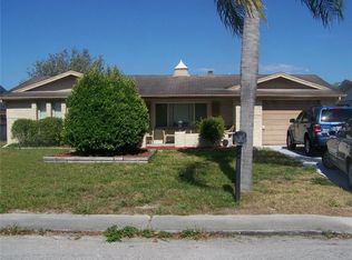 10830 Piccadilly Rd, Port Richey, FL 34668