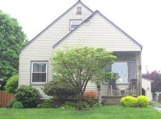 618 Como Ave, Struthers, OH 44471