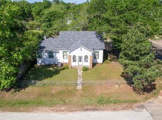 1000 Nelson St, Linden, TX 75563