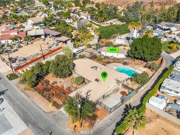 7160 Bel Air St, Corona, CA 92881