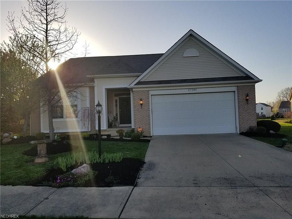 1st image of 27386 Wheaton Pl