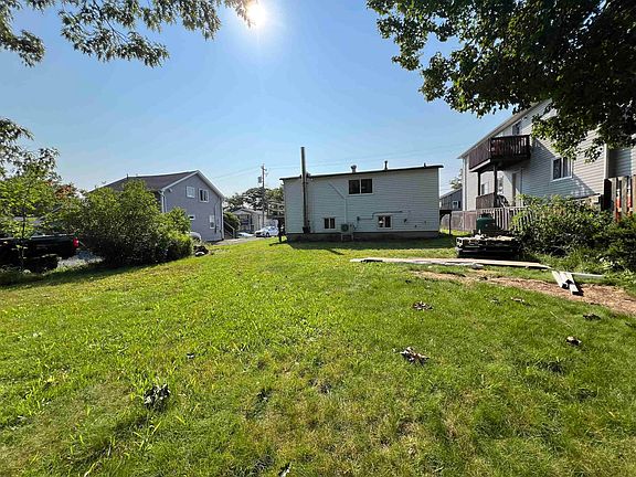 5th image of 45 Belmont Ave