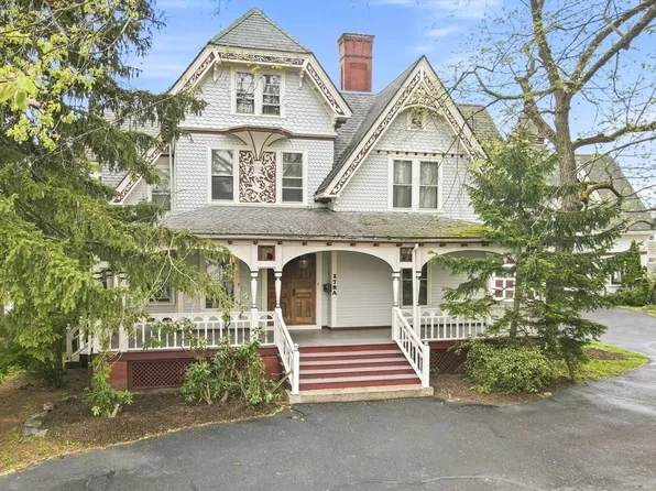 178 S Main St, Attleboro, MA 02703
