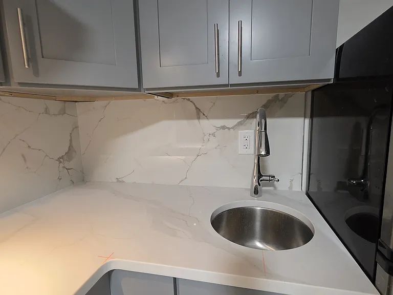 793 Olympia Blvd #1 — Photo 14