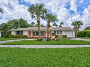 452 Date Palm Dr, Lake Park, FL 33403
