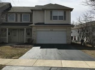 2329 Sunrise Cir, Aurora, IL 60503