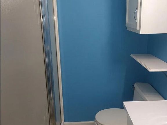 4th image of 816 W Wills Ave