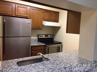 1212 Ravens Crest Dr, Plainsboro, NJ 08536