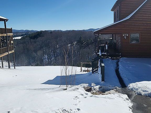 2nd image of 139 Thunder Rd