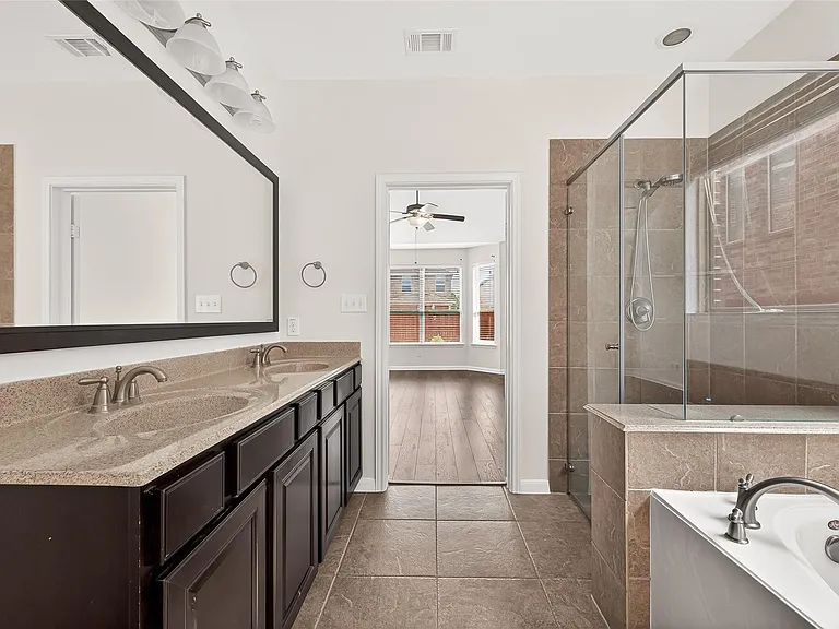 17415 Sandalisle Ln — Photo 33