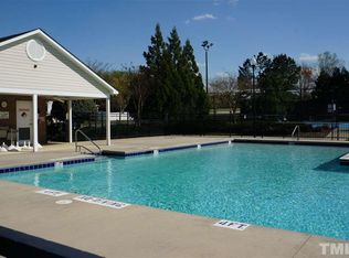 159 W Coventry Ct, Clayton, NC 27527