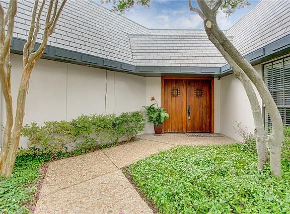 4th image of 10639 Pagewood Dr