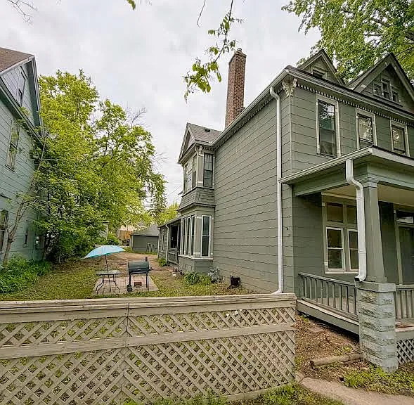 963 Minnehaha Ave E #1 — Photo 4