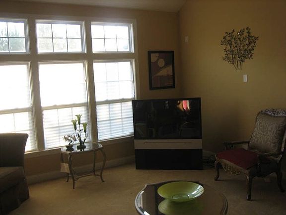 5th image of 9607 Castona Ln