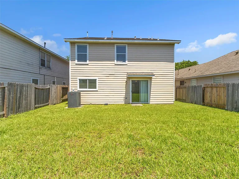 12830 Windy Summer Ln — Photo 31
