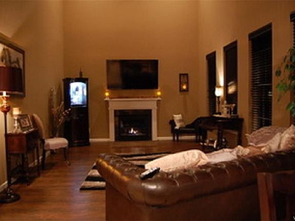 5th image of 39 Hilltowne Dr