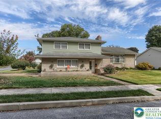 81 Locust Ave, Hershey, PA 17033