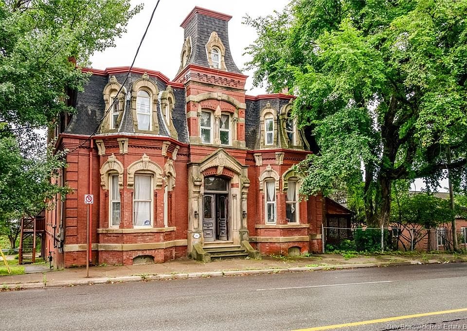 1st image of 290 Crown St